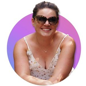 Meet your Posher, Gina